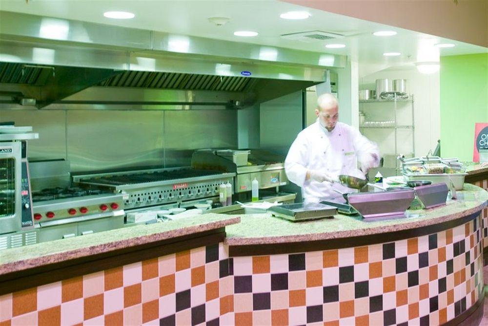 Embassy Suites ולנסיה מראה חיצוני תמונה