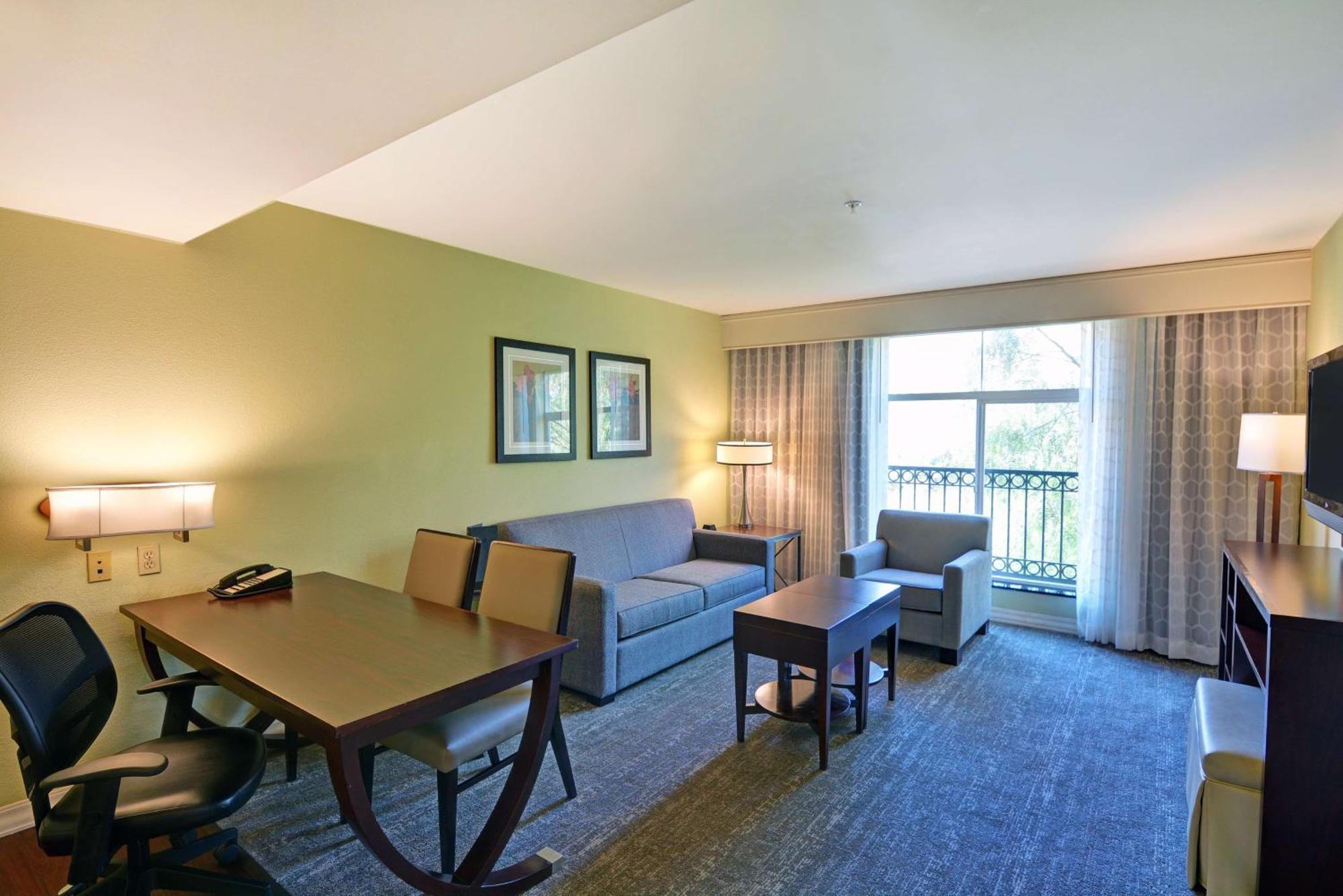 Embassy Suites ולנסיה מראה חיצוני תמונה