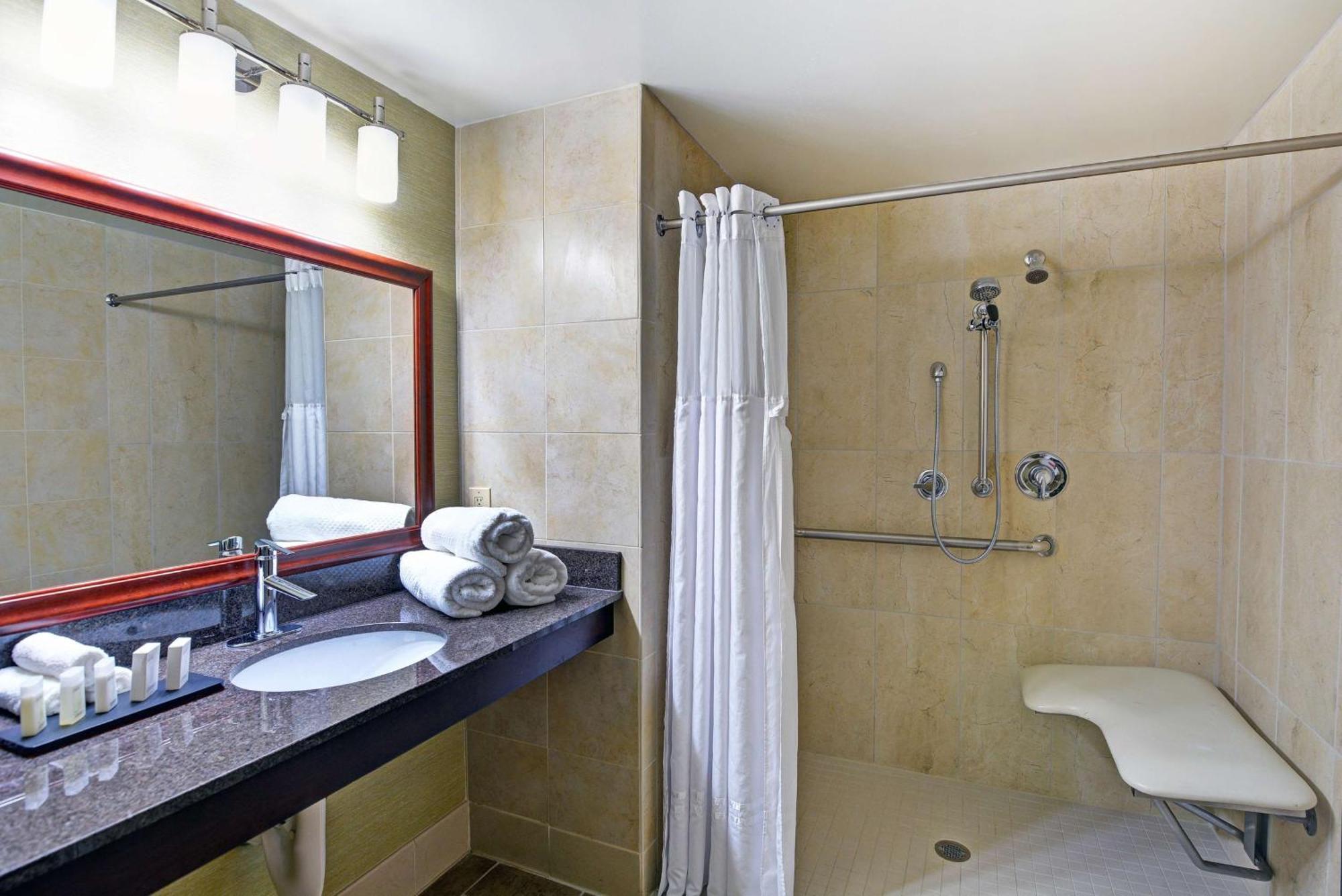 Embassy Suites ולנסיה מראה חיצוני תמונה