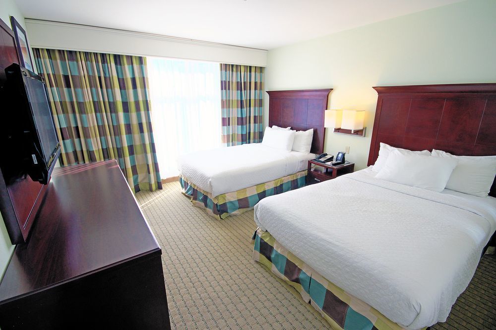 Embassy Suites ולנסיה מראה חיצוני תמונה