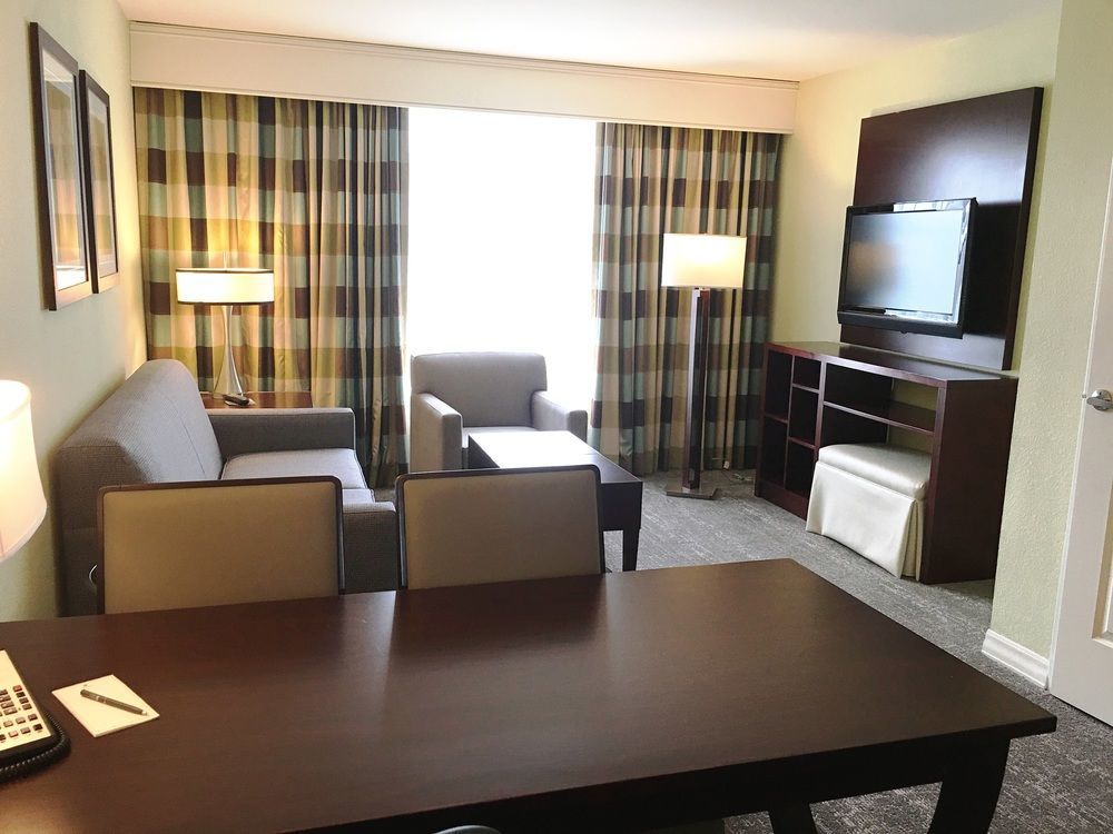 Embassy Suites ולנסיה מראה חיצוני תמונה