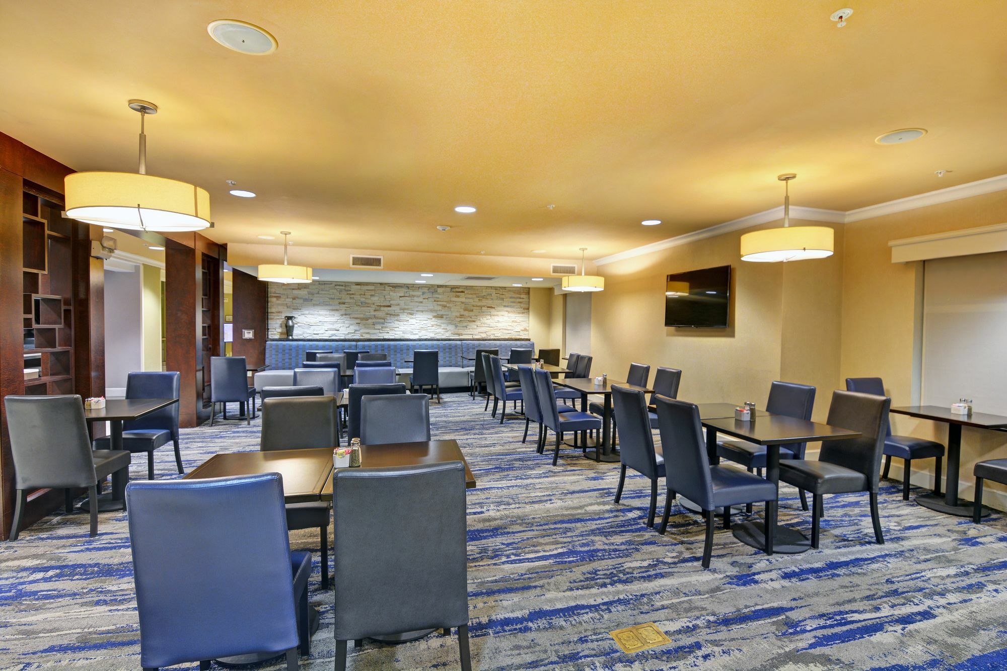Embassy Suites ולנסיה מראה חיצוני תמונה
