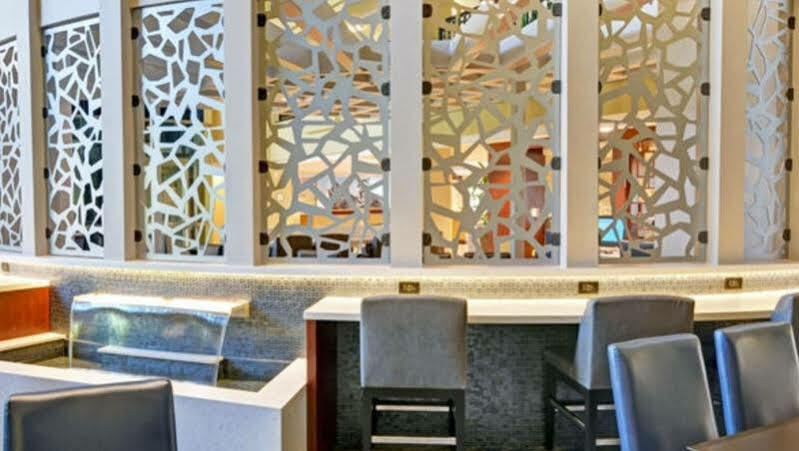 Embassy Suites ולנסיה מראה חיצוני תמונה